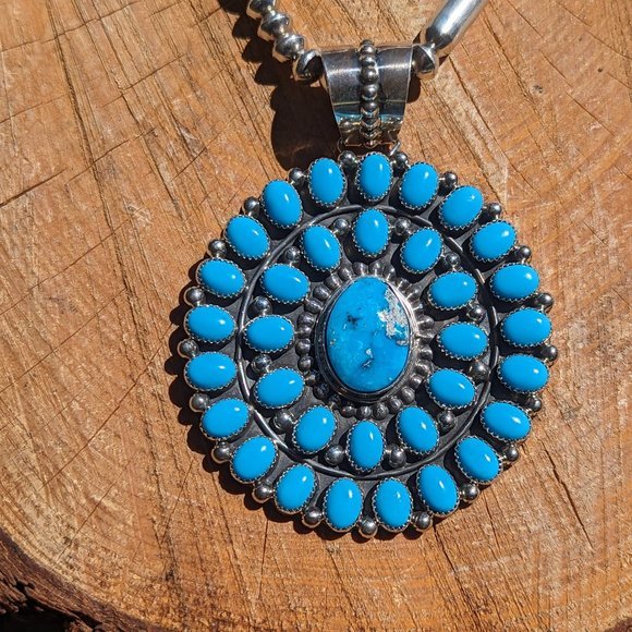 Navajo Pearls & Sleeping Beauty Cluster Turquoise Necklace Medallion‎ Pendant*** - Picture 9 of 13